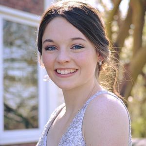 Meet your Posher, Abby